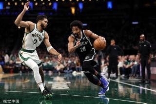 显示出强大 显示出强大