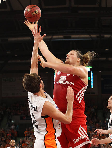 在上半场第 在上半场第