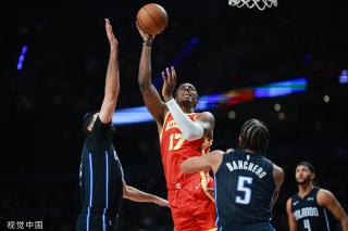 早在季后赛 早在季后赛